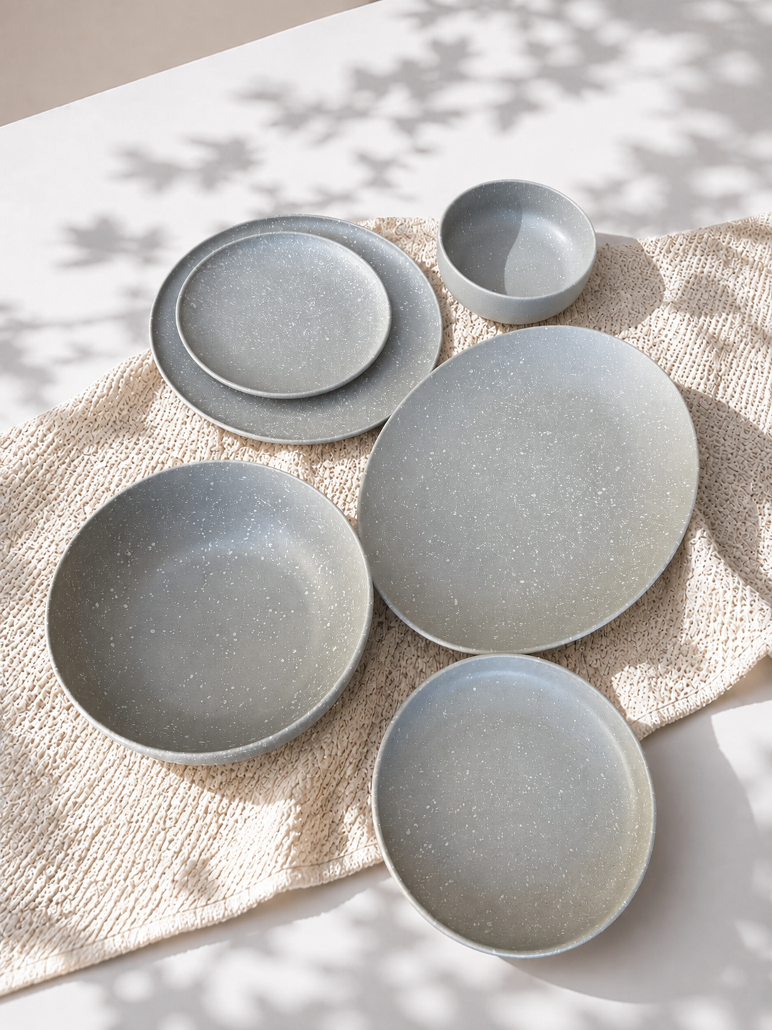 Gray matte Dinner Set – 26 Pieces - طقم عشاء بورسلين ٢٦ قطعه من فتحي محمود
