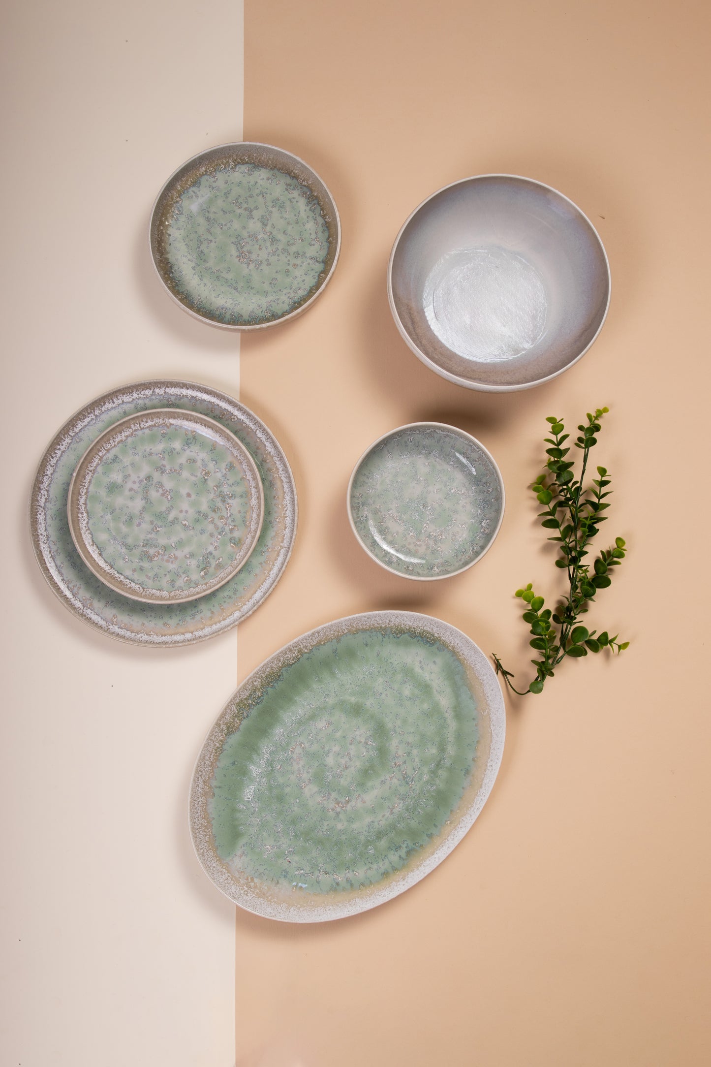 Ice Green Porcelain Dinner Set – 26 Pieces - طقم عشاء بورسلين ٢٦ قطعه من فتحي محمود