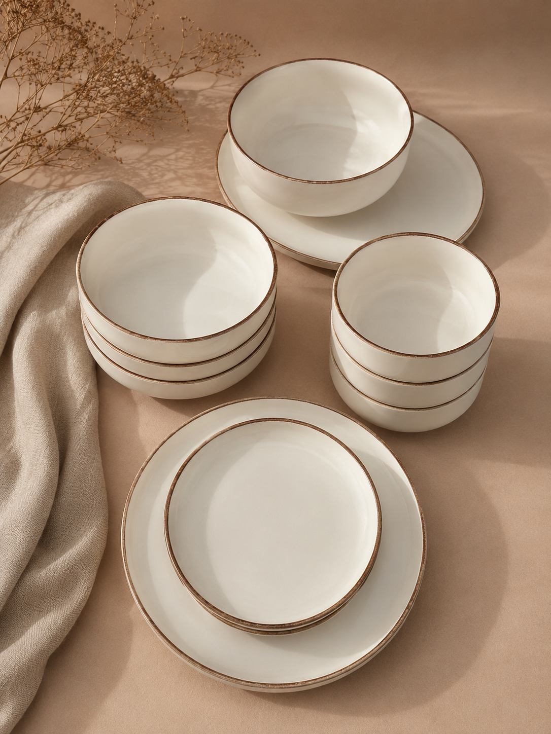 White Matte Porcelain Dinner Set – 26 Pieces - طقم عشاء بورسلين ٢٦ قطعه من فتحي محمود