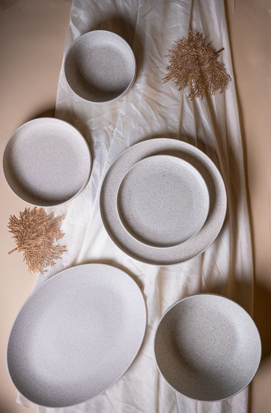 New off white Porcelain Dinner Set – 26 Pieces - طقم عشاء بورسلين ٢٦ قطعه من فتحي محمود