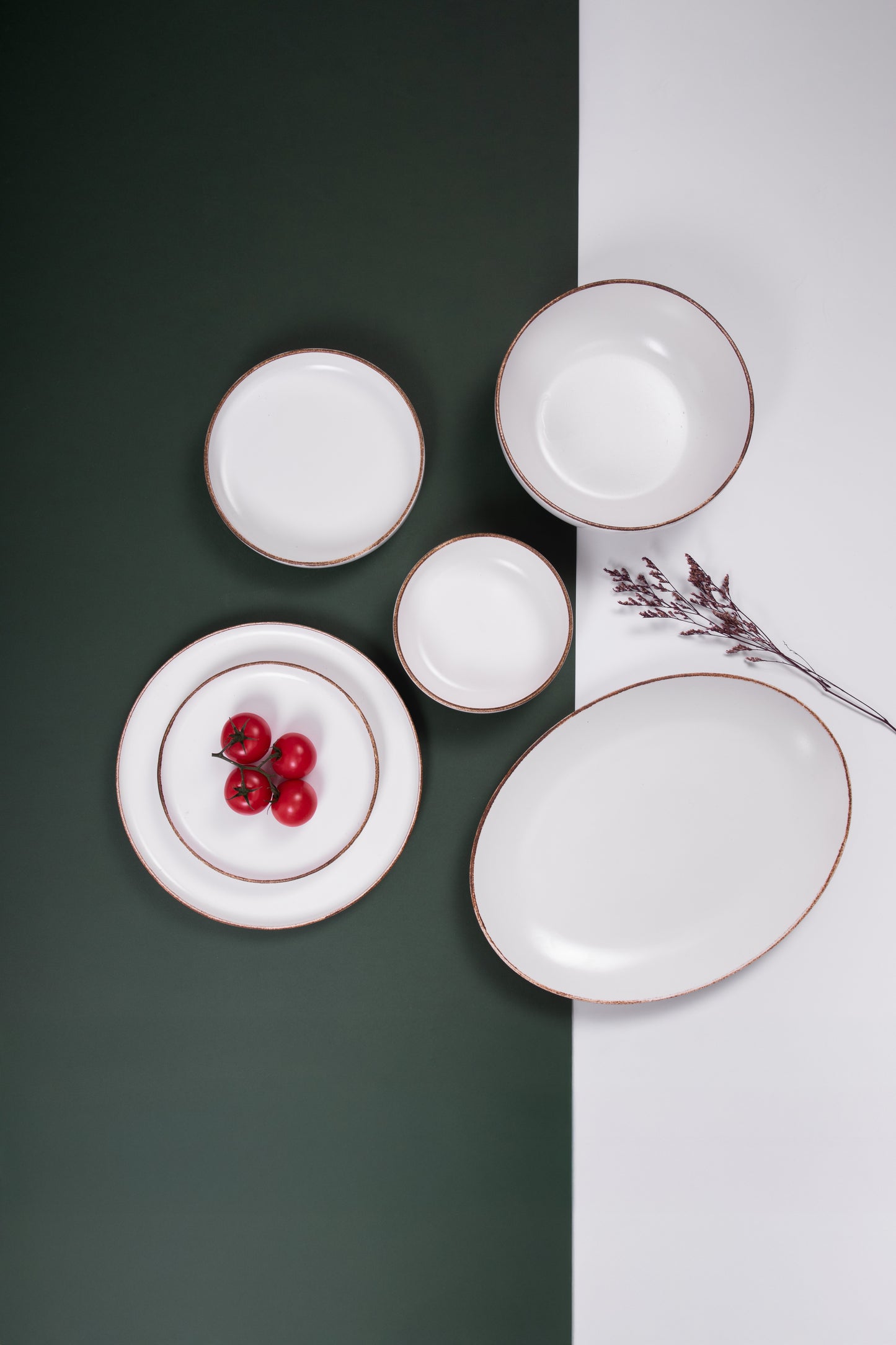 White Matte Porcelain Dinner Set – 26 Pieces - طقم عشاء بورسلين ٢٦ قطعه من فتحي محمود