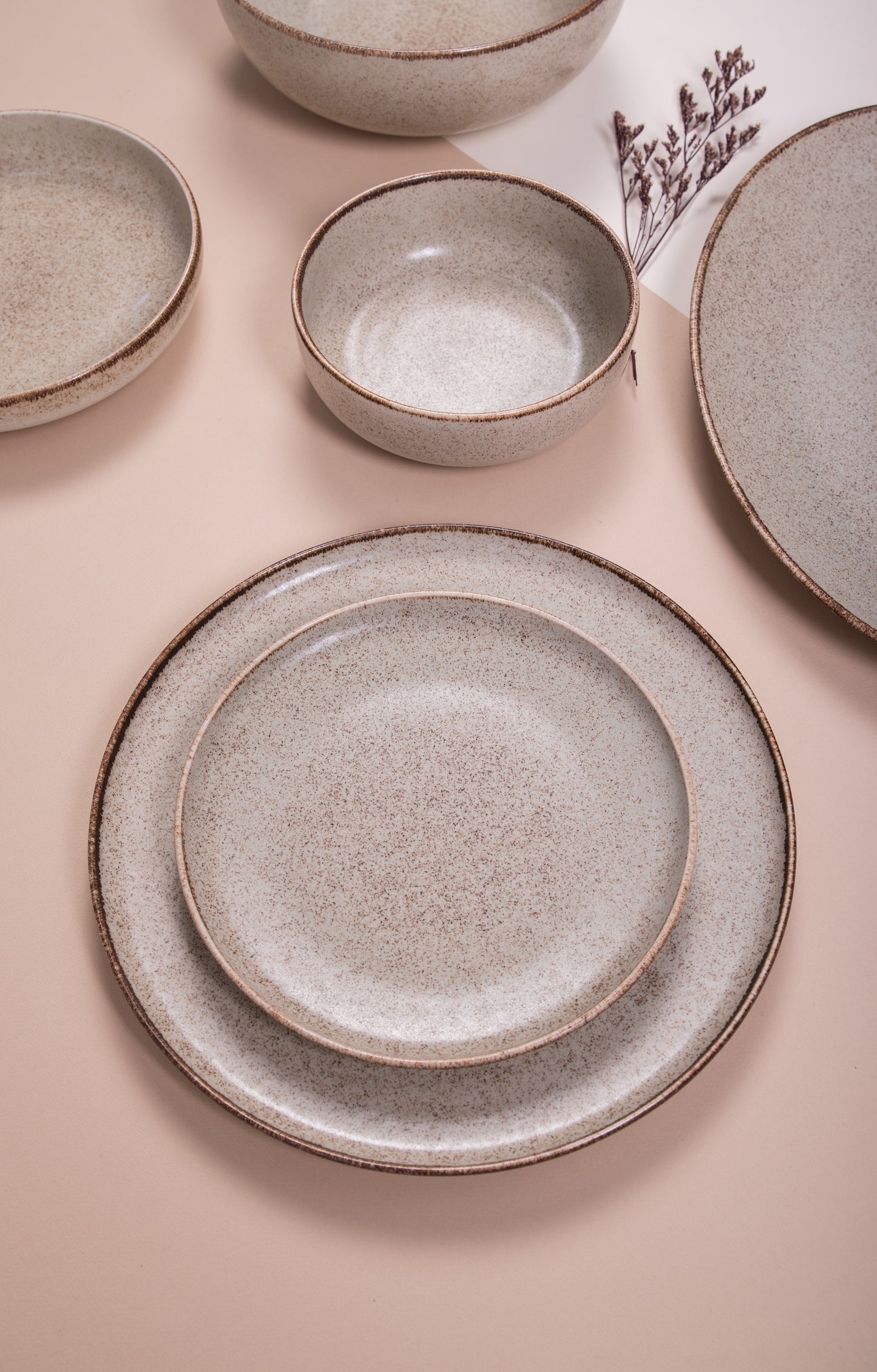 Mint  Porcelain Dinner Set – 26 Pieces - طقم عشاء بورسلين ٢٦ قطعه من فتحي محمود