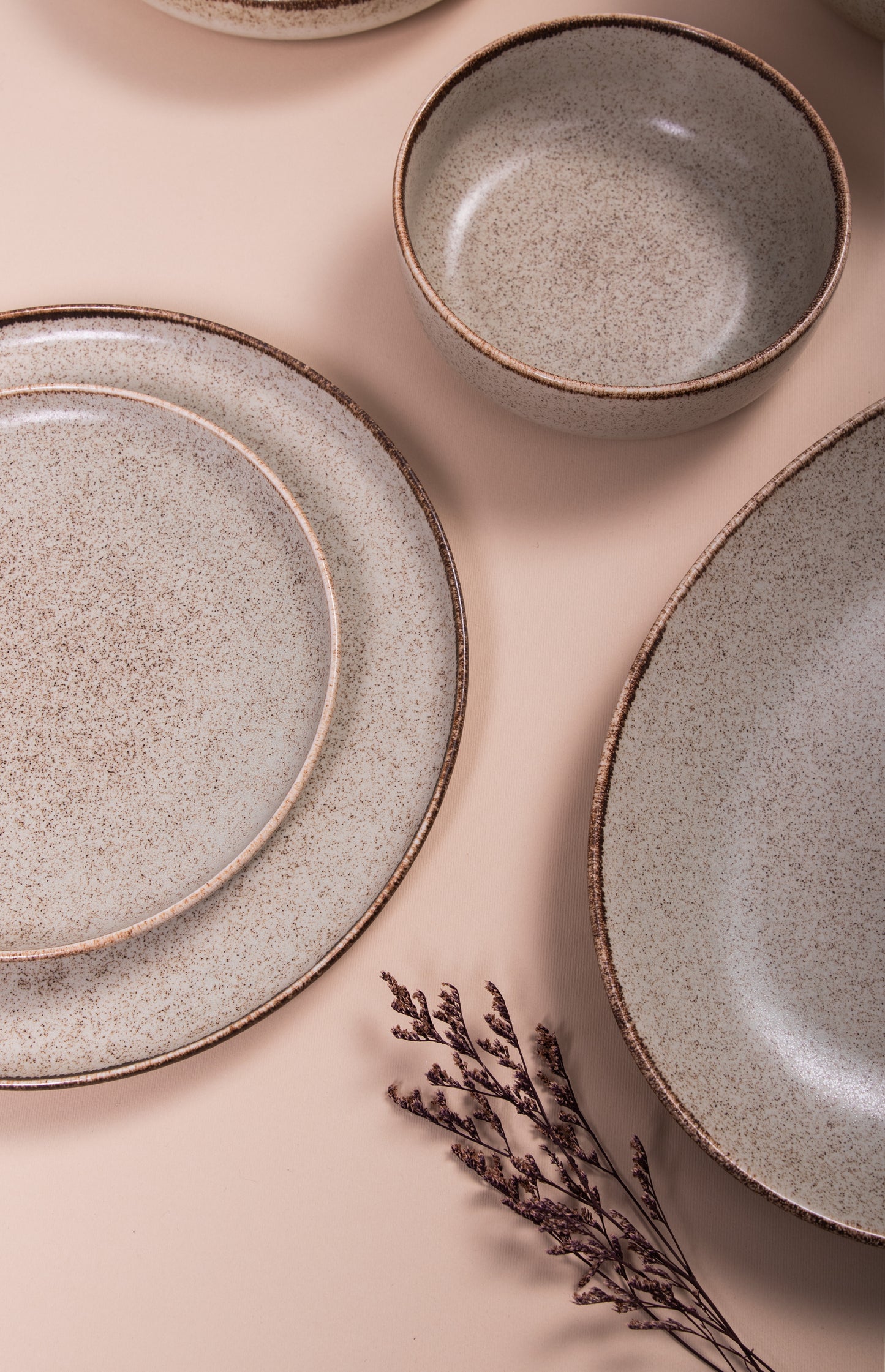 Mint  Porcelain Dinner Set – 26 Pieces - طقم عشاء بورسلين ٢٦ قطعه من فتحي محمود