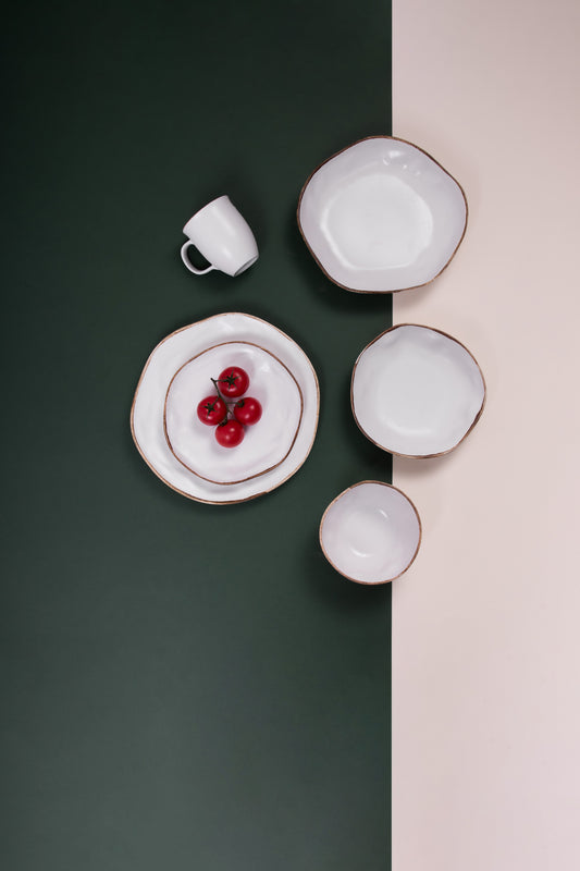 White Organic Porcelain Dinner Set – 31 Pieces - طقم عشاء بورسلين ٣١قطعه من فتحي محمود