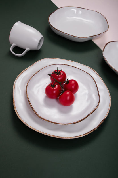 White Organic Porcelain Dinner Set – 31 Pieces - طقم عشاء بورسلين ٣١قطعه من فتحي محمود